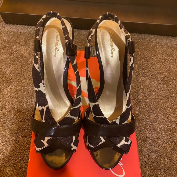 Beautiful Summer open toe heels - Picture 4 of 4